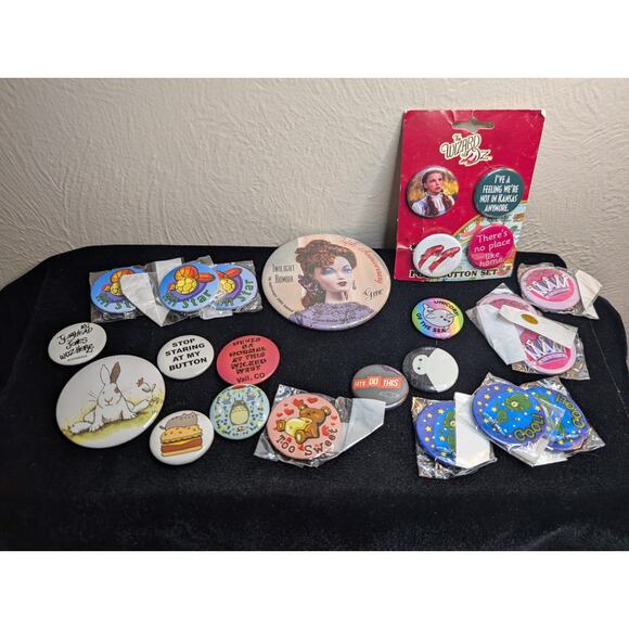 Lot of Button Pins Vintage to Modern - Picture 1 of 6